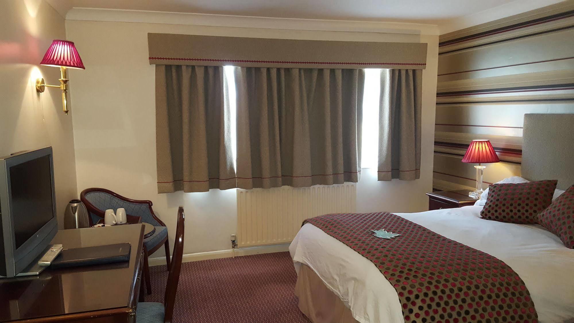 Charmwood Hotel - Cherry Park Hall Worksop Bagian luar foto