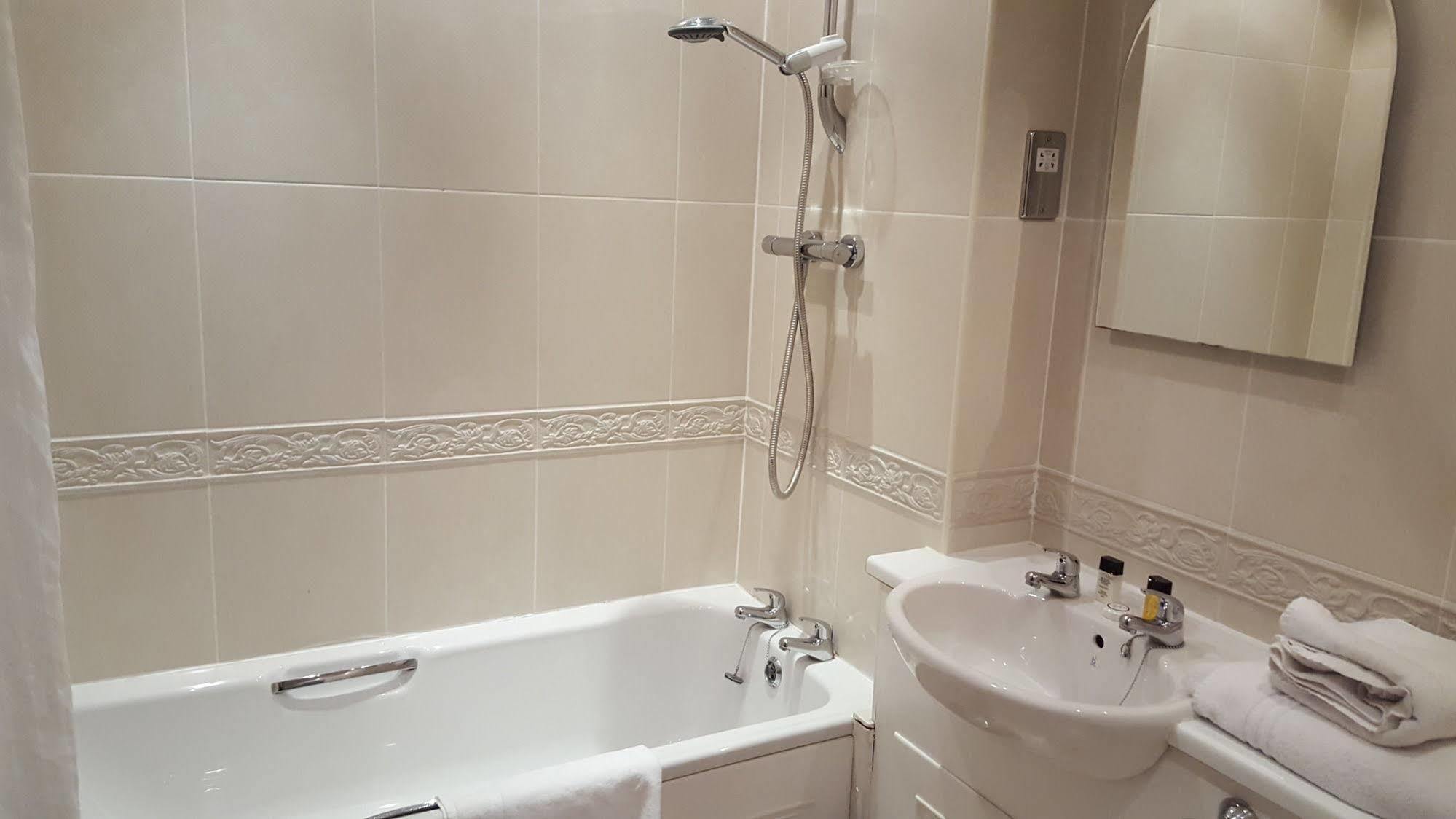 Charmwood Hotel - Cherry Park Hall Worksop Bagian luar foto