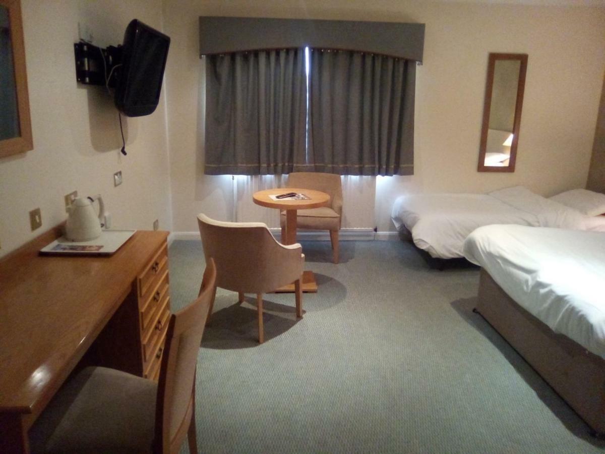Charmwood Hotel - Cherry Park Hall Worksop Bagian luar foto
