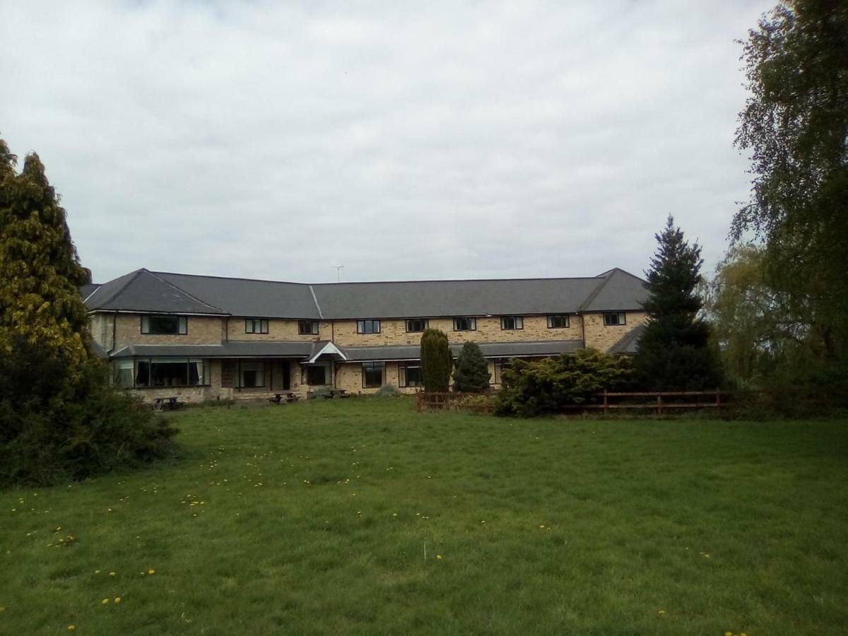 Charmwood Hotel - Cherry Park Hall Worksop Bagian luar foto