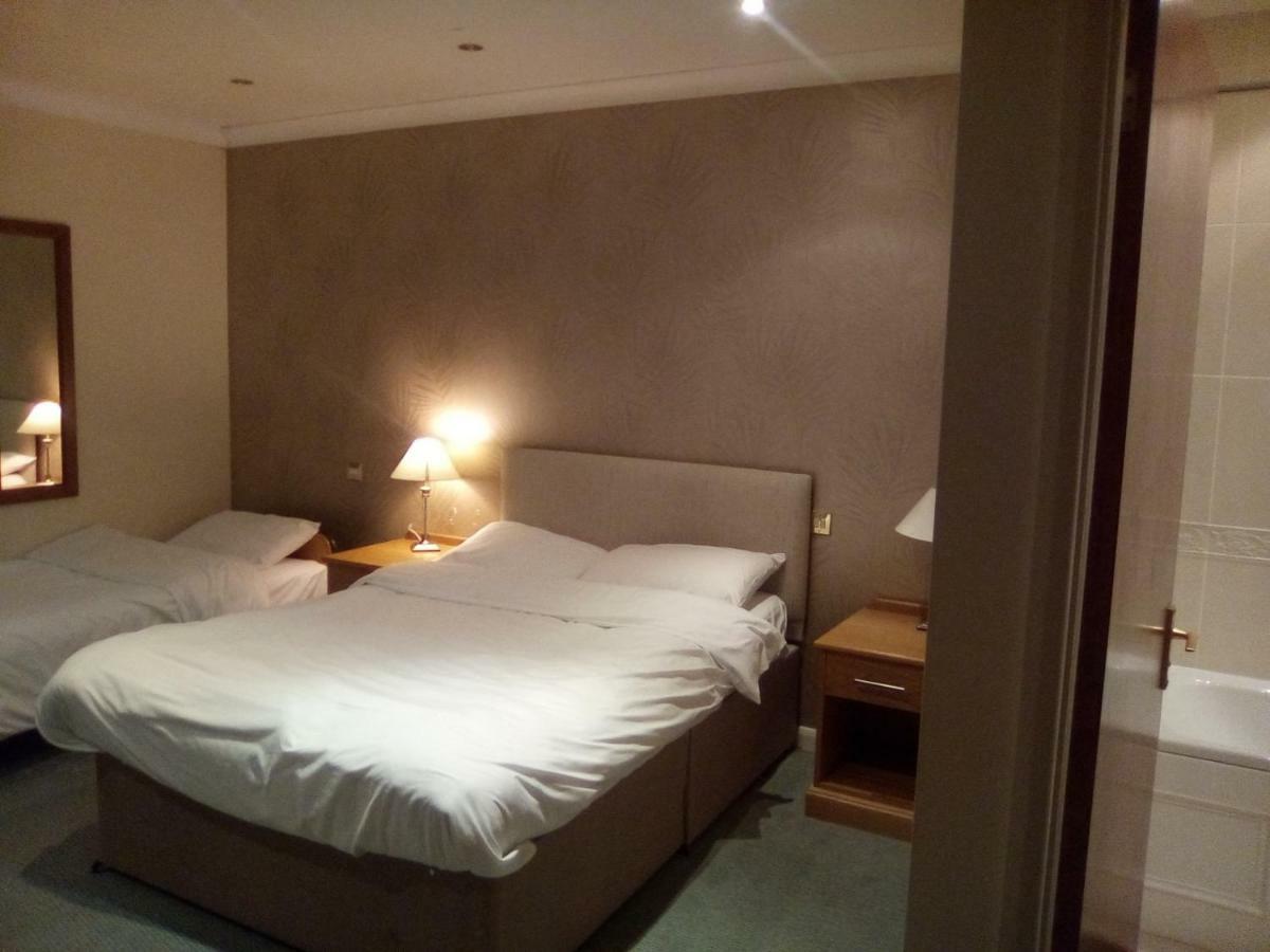 Charmwood Hotel - Cherry Park Hall Worksop Bagian luar foto